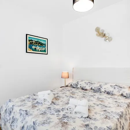 Apartment Pra' Modern & Cozy *
